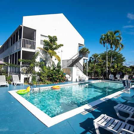Marco Island Lakeside Inn Eksteriør bilde