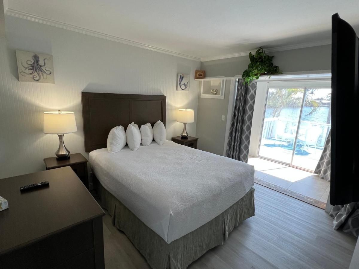 Marco Island Lakeside Inn Eksteriør bilde