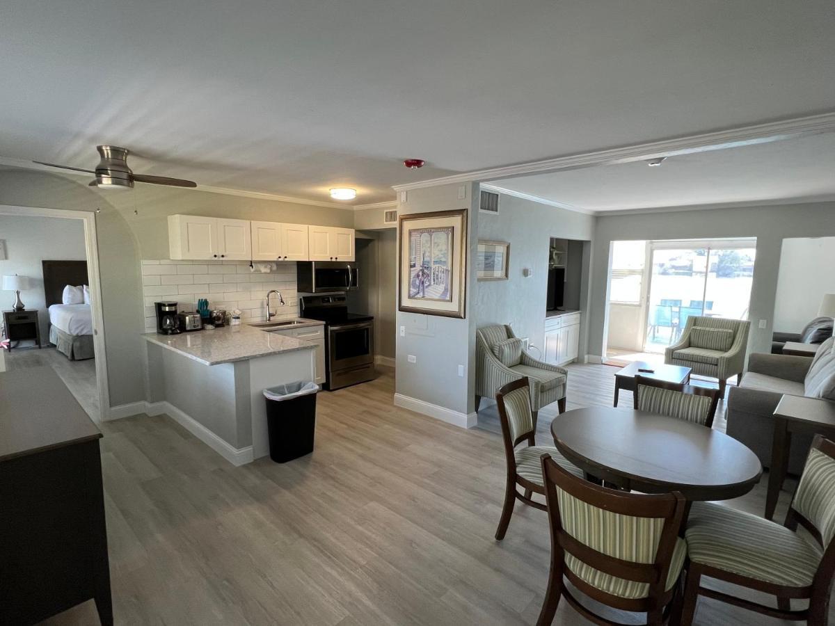Marco Island Lakeside Inn Eksteriør bilde