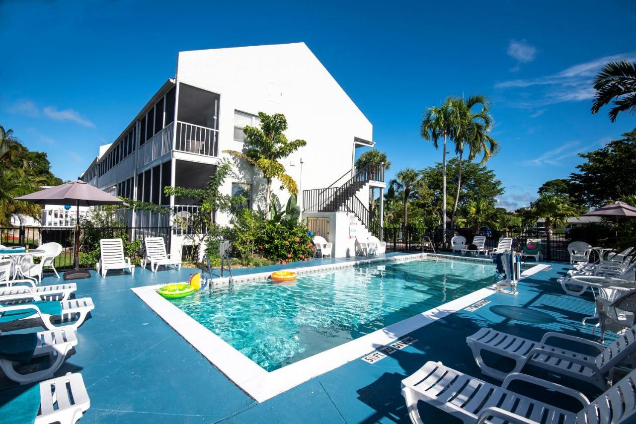 Marco Island Lakeside Inn Eksteriør bilde